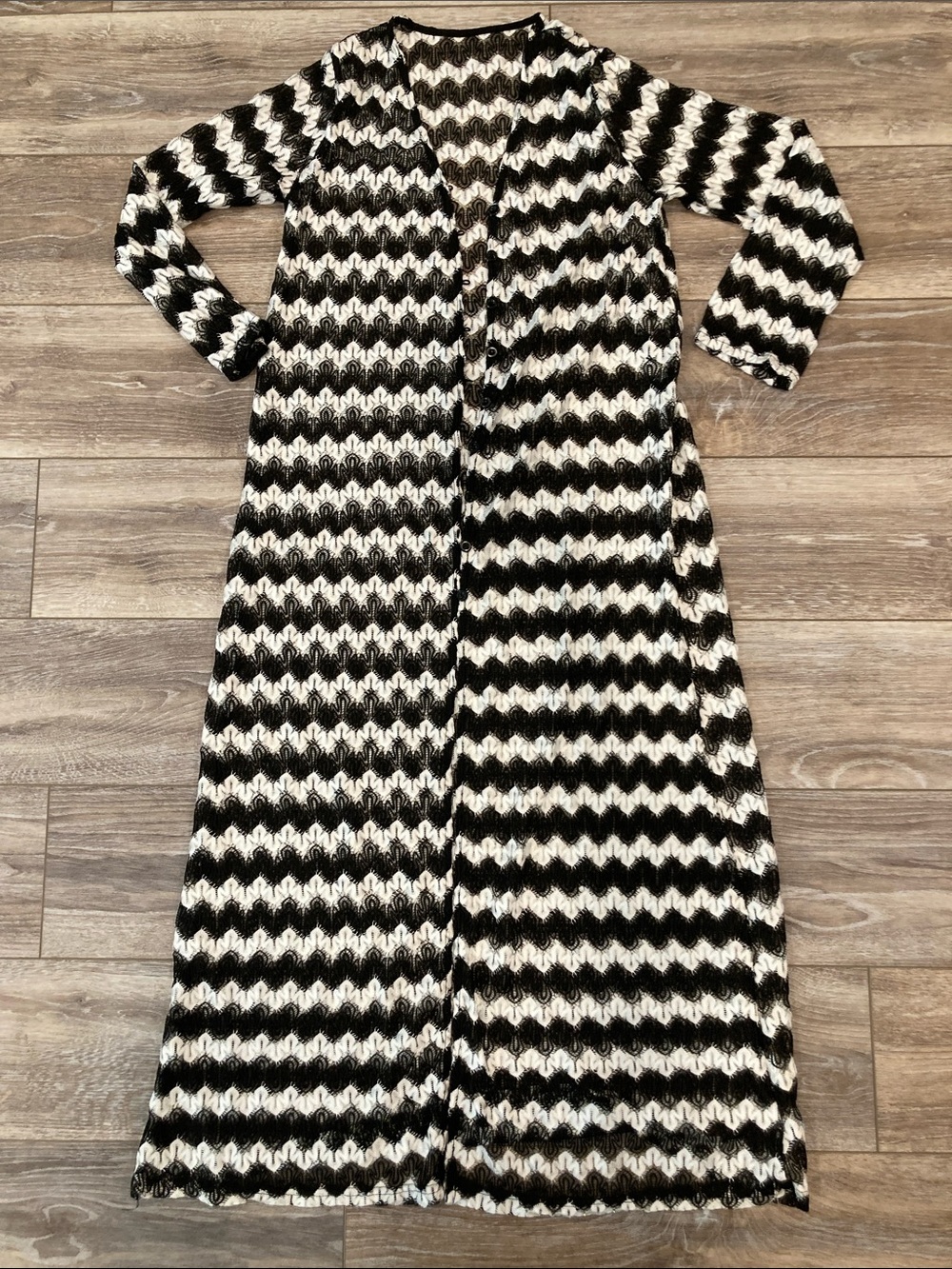 Black and White Zigzag Maxi Coverup